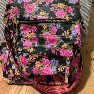 Convertible Backpack 🎒